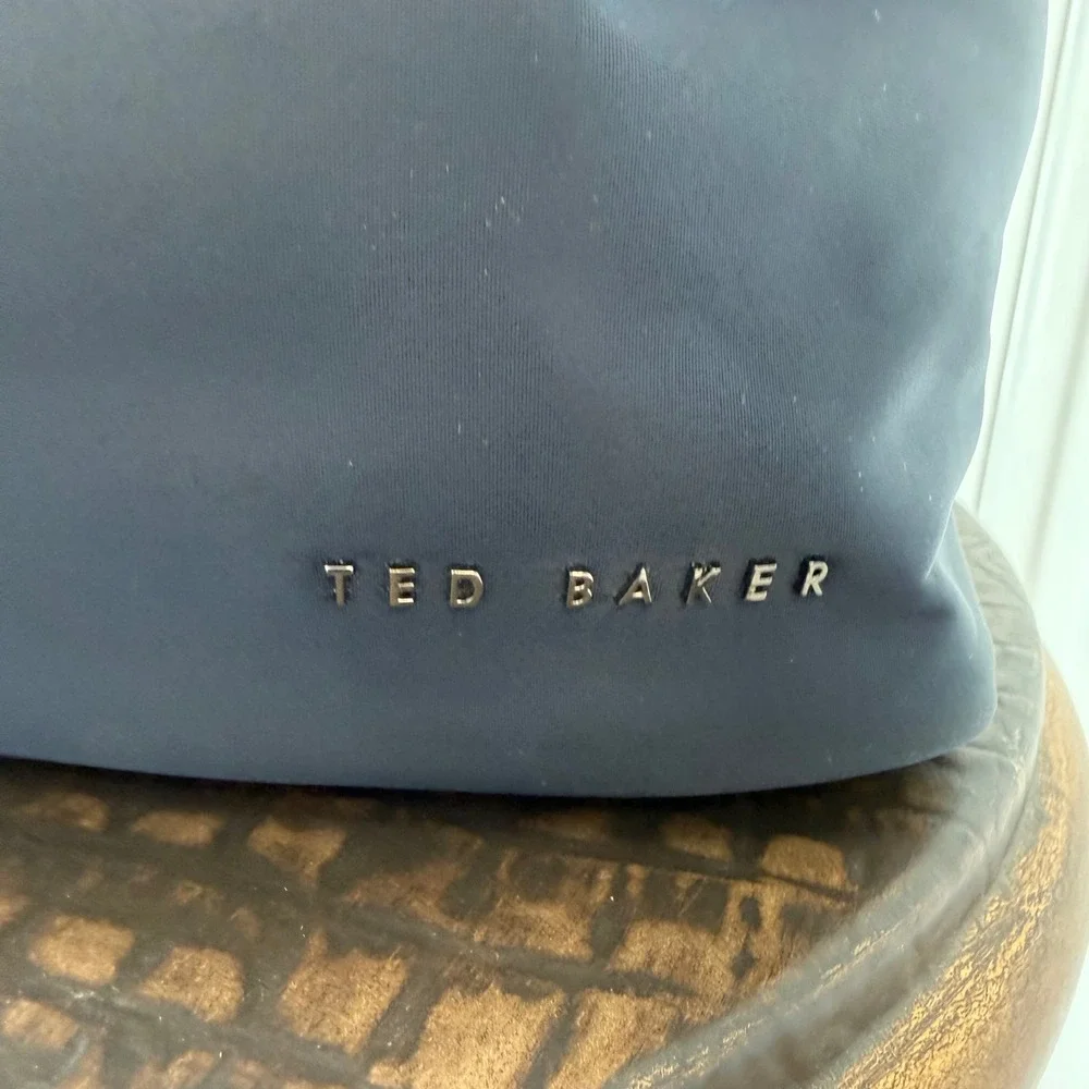 Ted Baker Tote Bag Women Large Navy Blue Excellent Nylon Zippered Minimalist